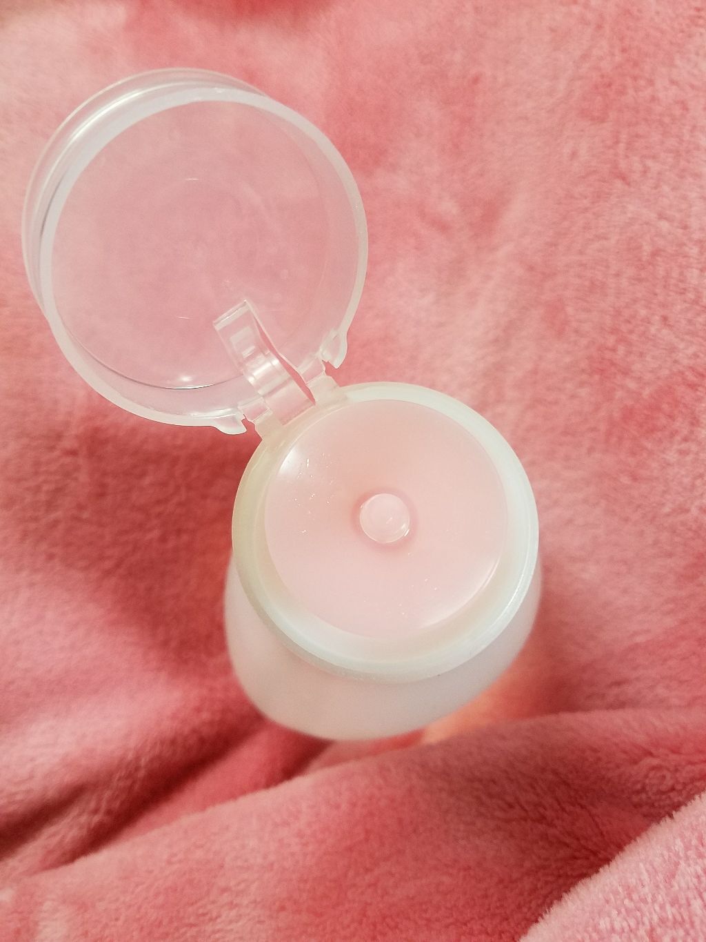 素肌つるるんクレンジングウォーター/ビオレ/クレンジングウォーターを使ったクチコミ（2枚目）