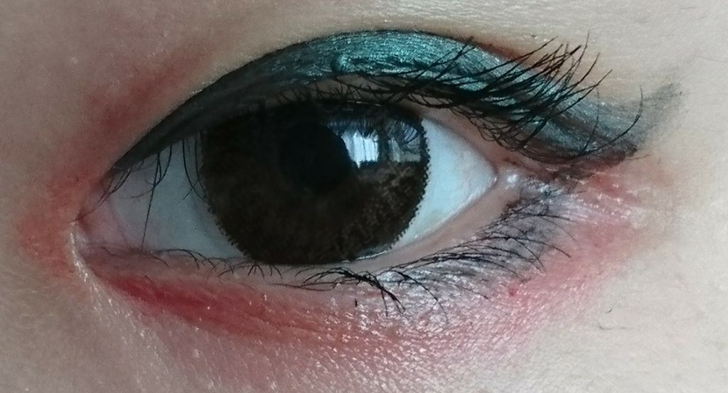 モテライナー リキッド/UZU BY FLOWFUSHI/リキッドアイライナーを使ったクチコミ(2枚目)