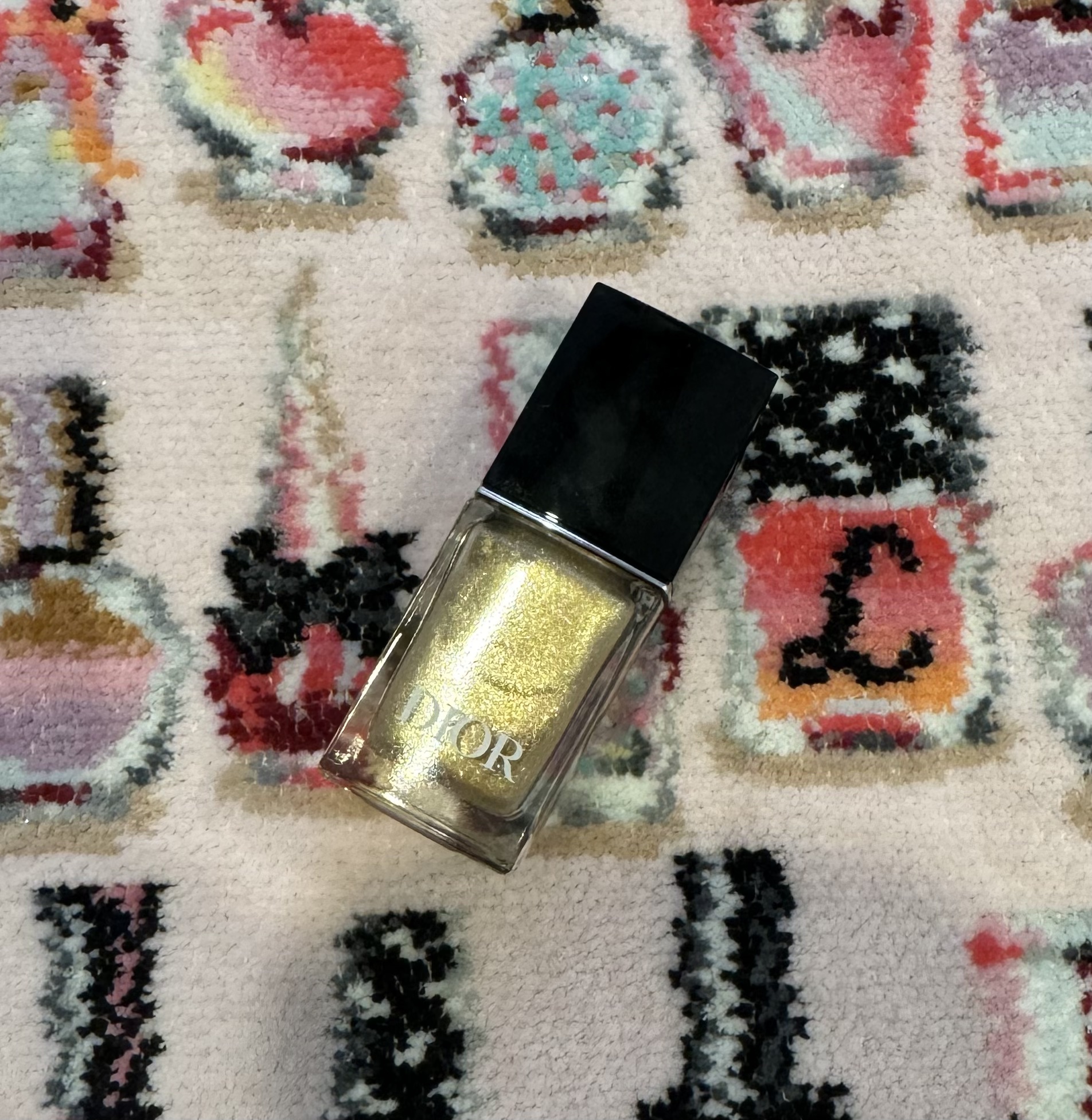 ディオール ヴェルニ 513 ジャドール/Dior/マニキュアを使ったクチコミ（1枚目）