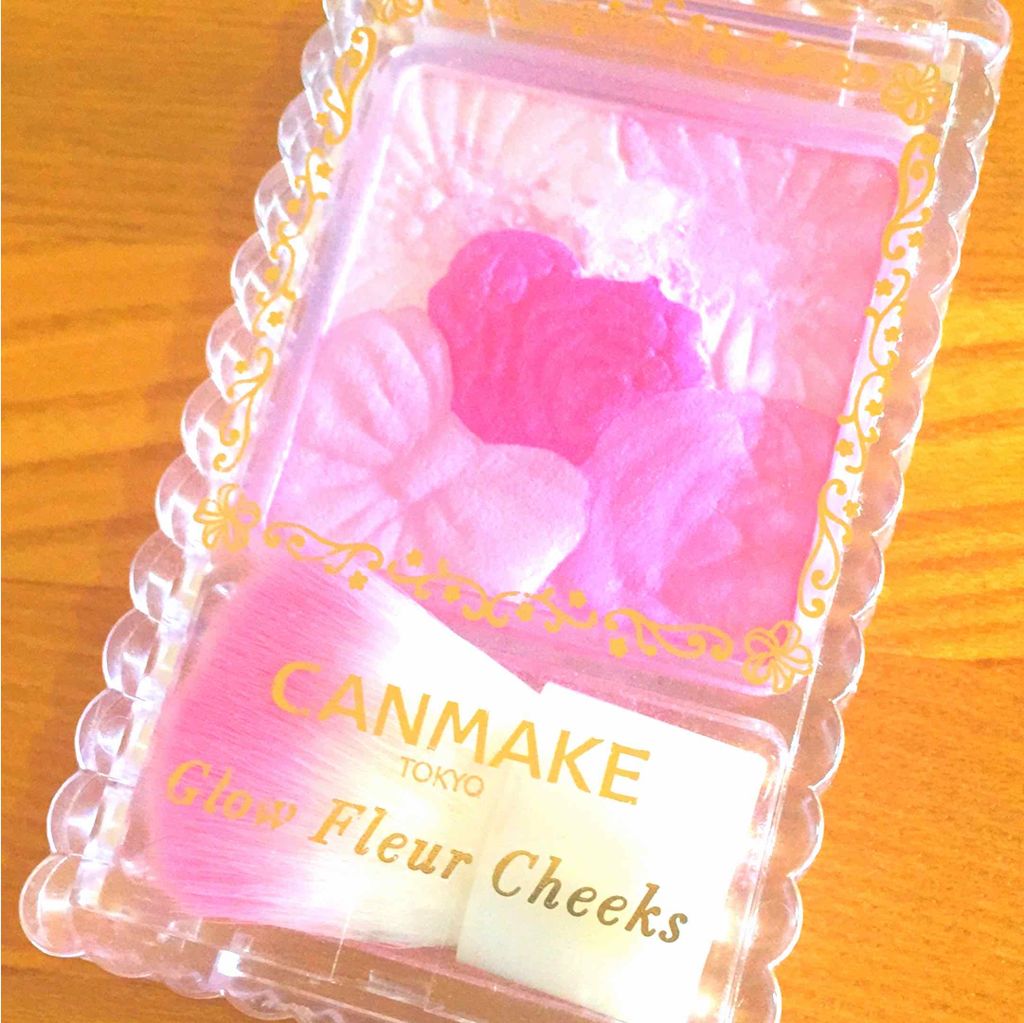 グロウフルールチークス/キャンメイク/パウダーチークを使ったクチコミ（1枚目）