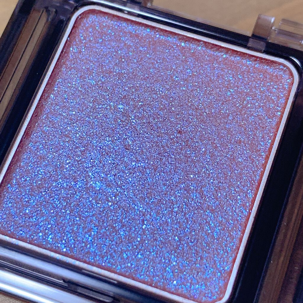  シアー グリッターアイズ/KiSS/単色アイシャドウを使ったクチコミ（2枚目）