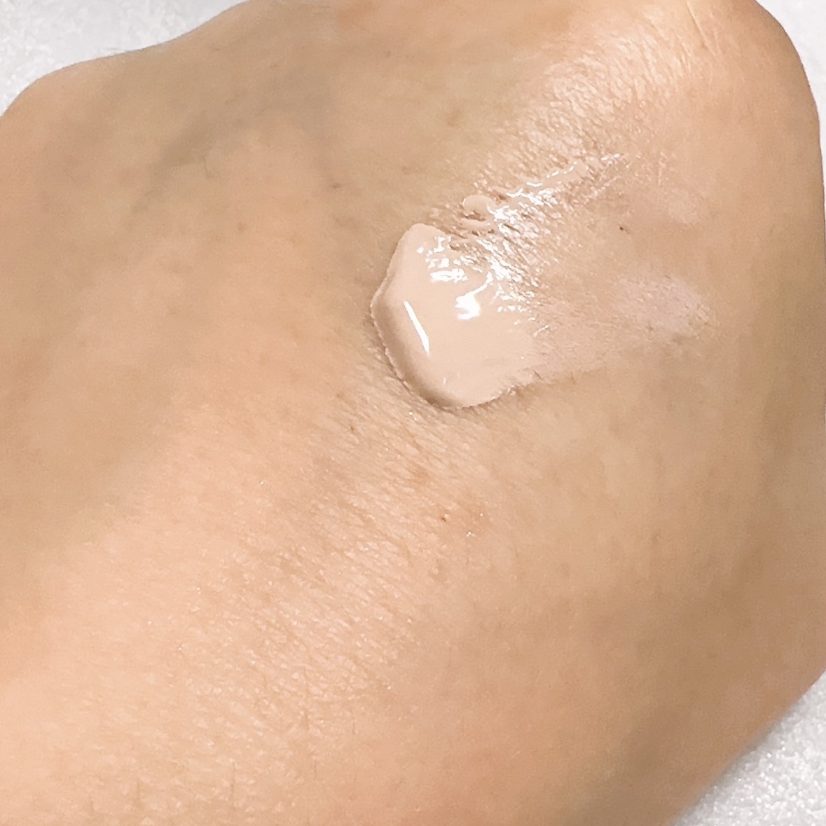 ハリファンデーション/エステパートナー/リキッドファンデーションを使ったクチコミ（3枚目）