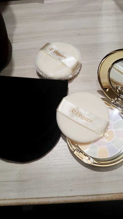 ラ プードル オートニュアンス/Elégance/プレストパウダーを使ったクチコミ(1枚目)