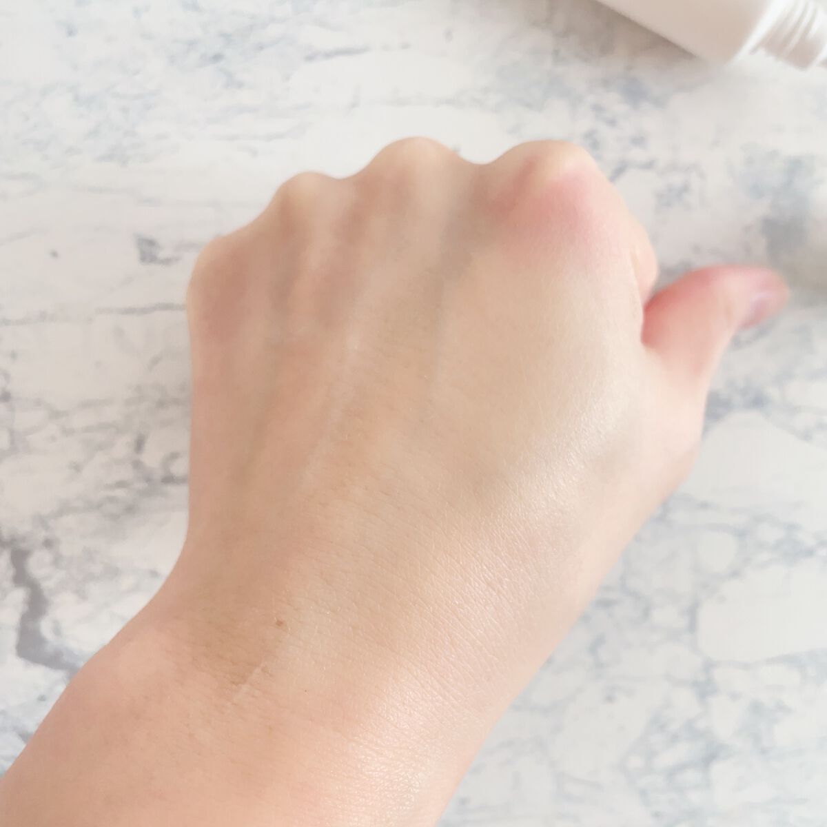 ミネラルUVアクアセラム/エトヴォス/美容液を使ったクチコミ(4枚目)