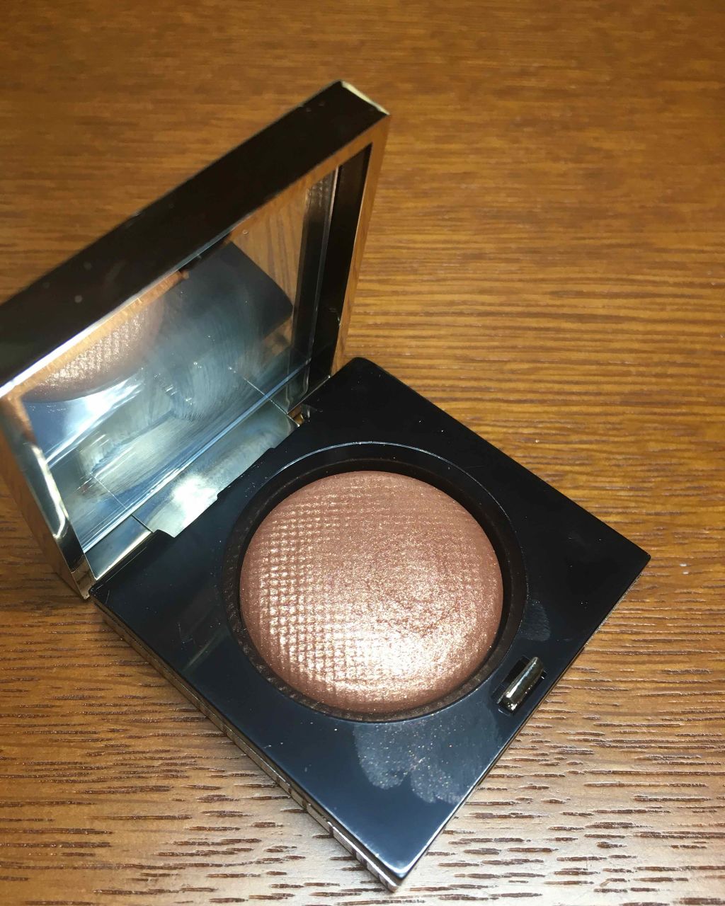 リュクスアイシャドウ/BOBBI BROWN/単色アイシャドウを使ったクチコミ（3枚目）