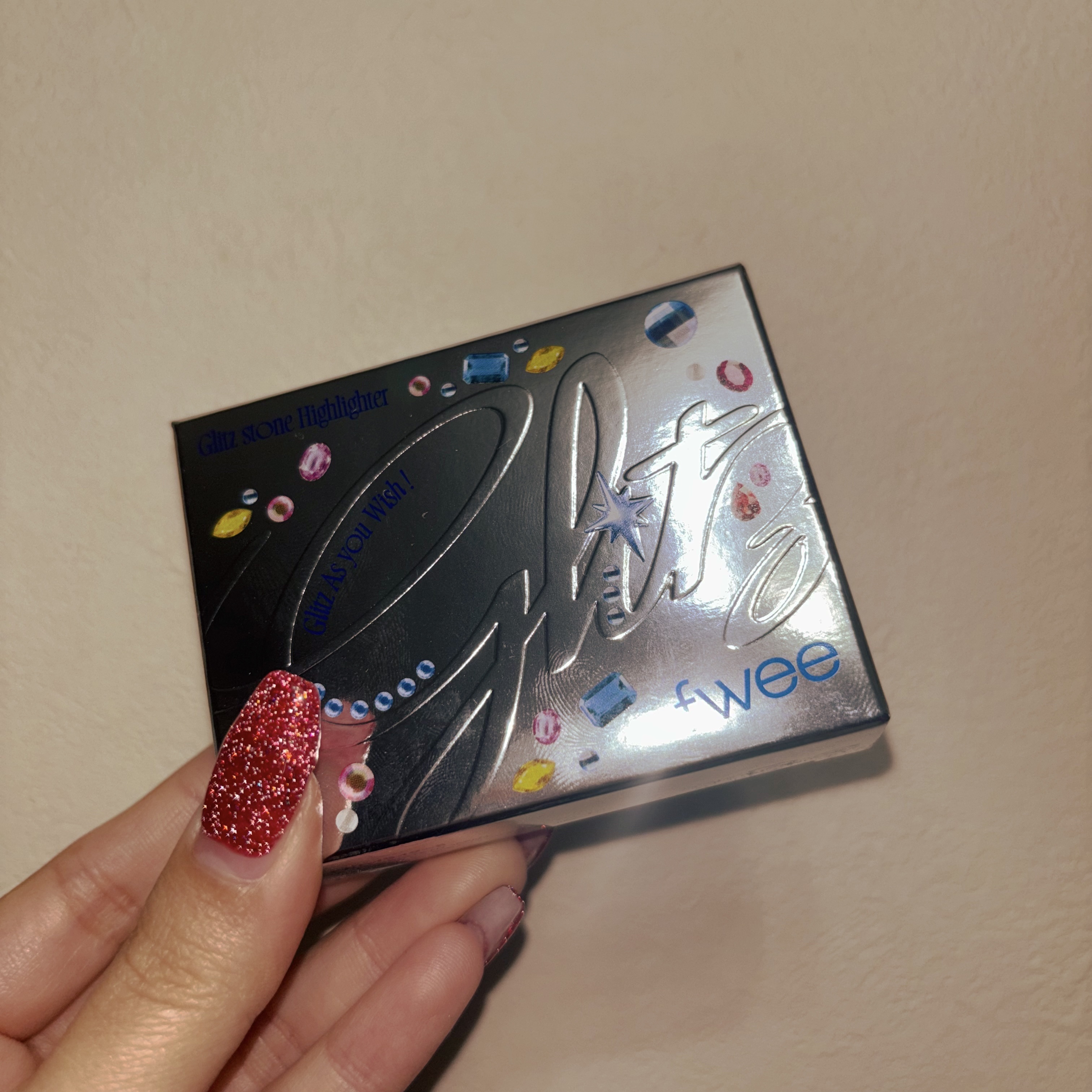 フィー グリッツストーンハイライター/fwee/パウダーハイライトを使ったクチコミ（3枚目）