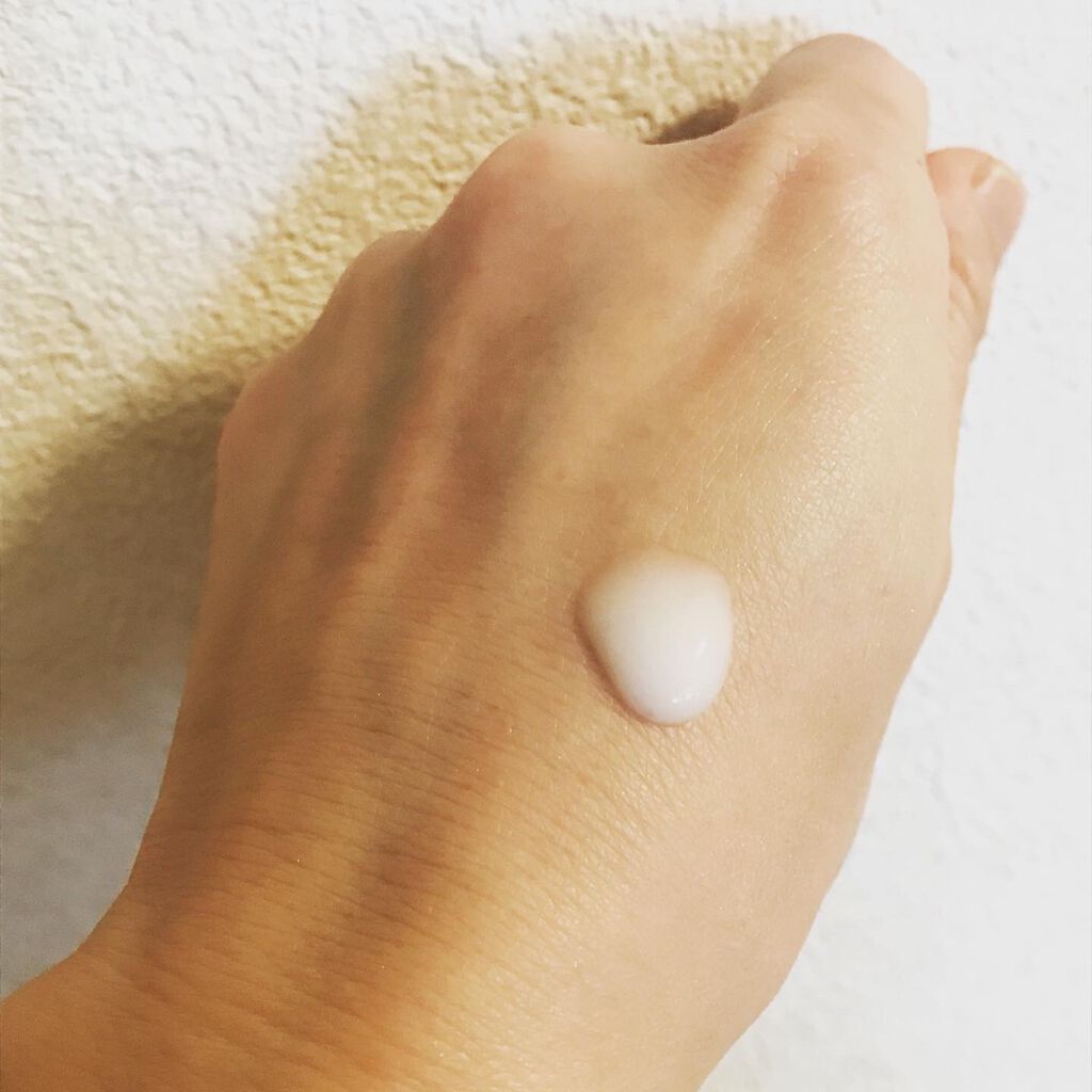 ファーストミルクエッセンス/MEGURIE/美容液を使ったクチコミ(2枚目)