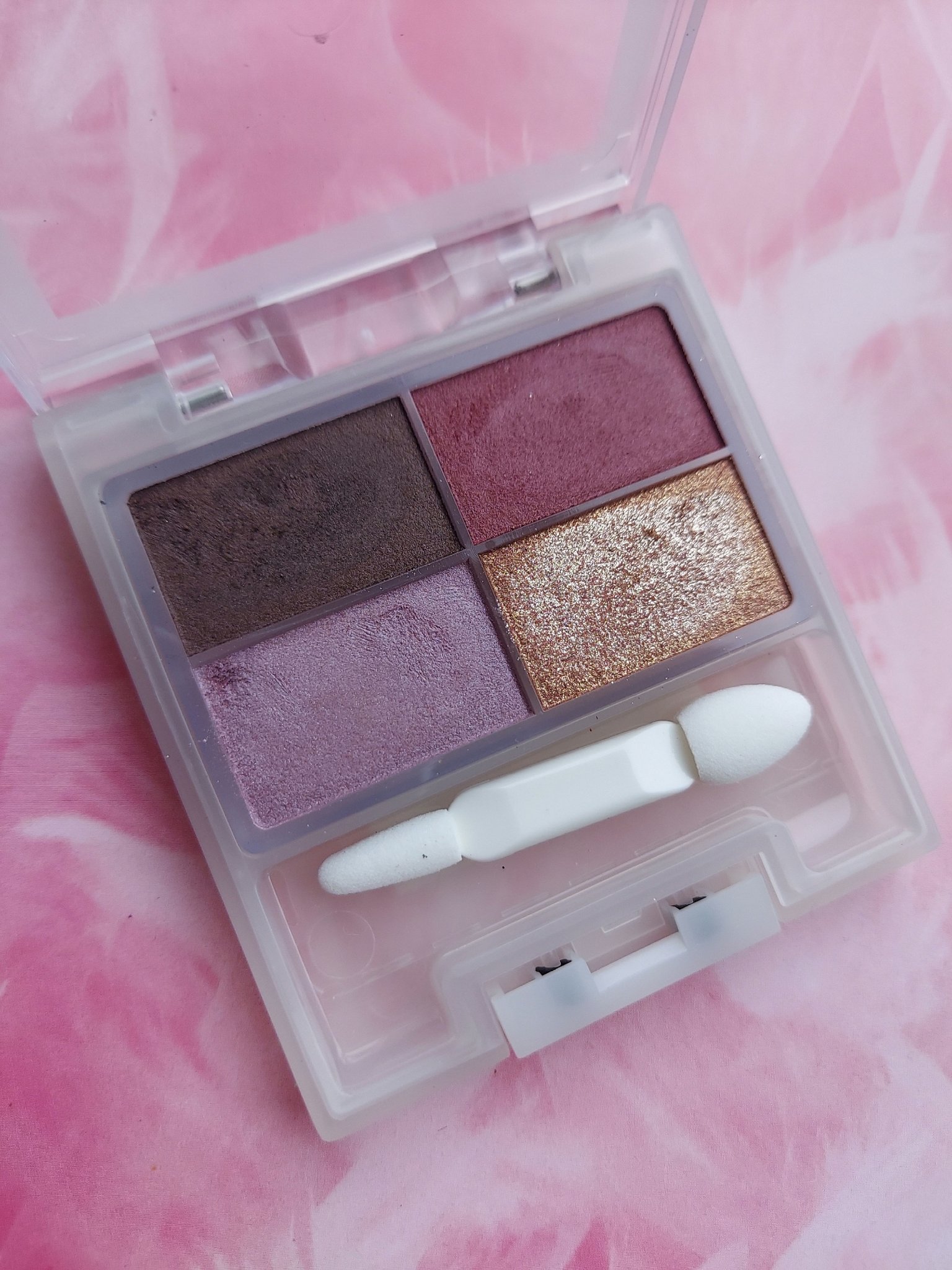 スキンフィットチーク ケース(ブラシ付)/リサージ/パウダーチークを使ったクチコミ（1枚目）