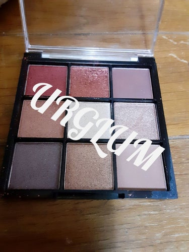 UR GLAM　BLOOMING EYE COLOR PALETTE/U R GLAM/アイシャドウパレットを使ったクチコミ（1枚目）