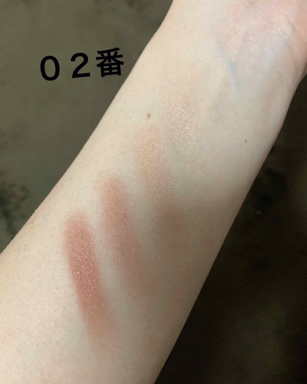 シルキースフレアイズ/キャンメイク/アイシャドウパレットを使ったクチコミ(3枚目)