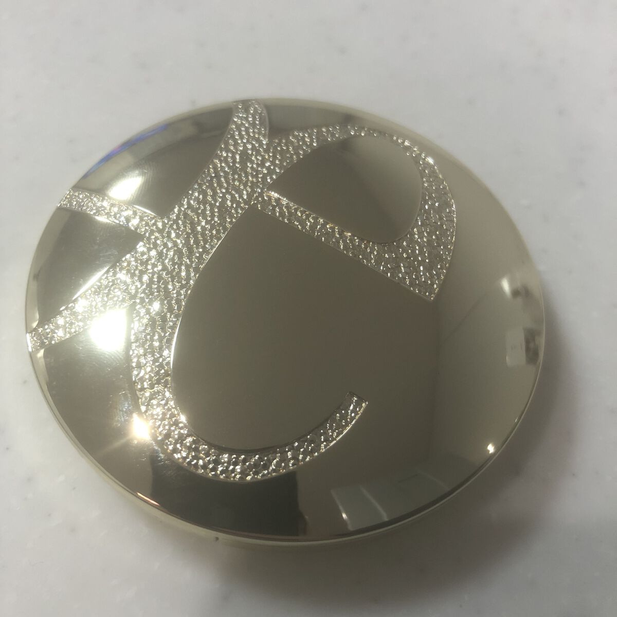 ラ プードル オートニュアンス/Elégance/プレストパウダーを使ったクチコミ（2枚目）