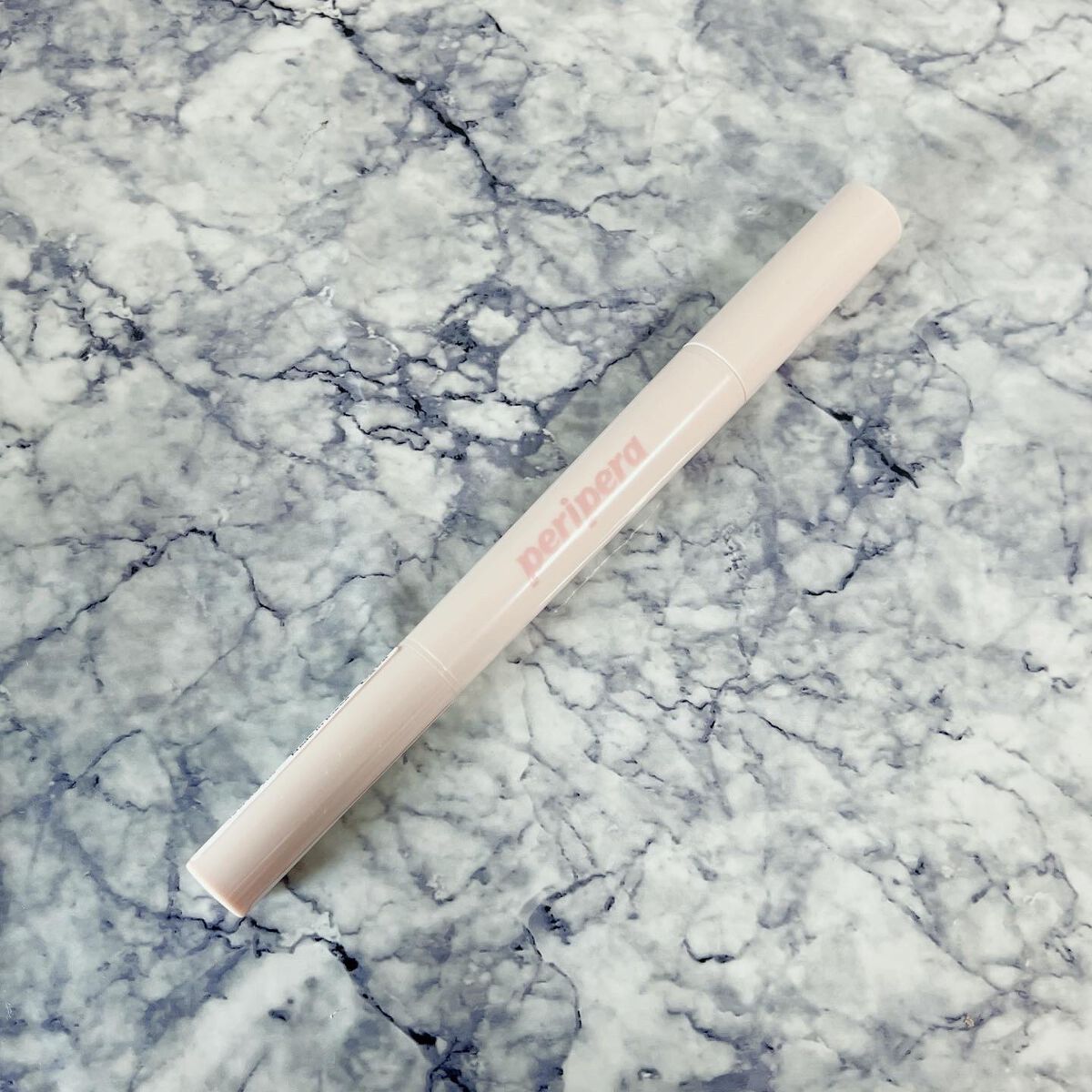  シュガー トゥインクル デュオ アイ スティック 01 DEWY NUDE/PERIPERA/スティックアイシャドウを使ったクチコミ（2枚目）