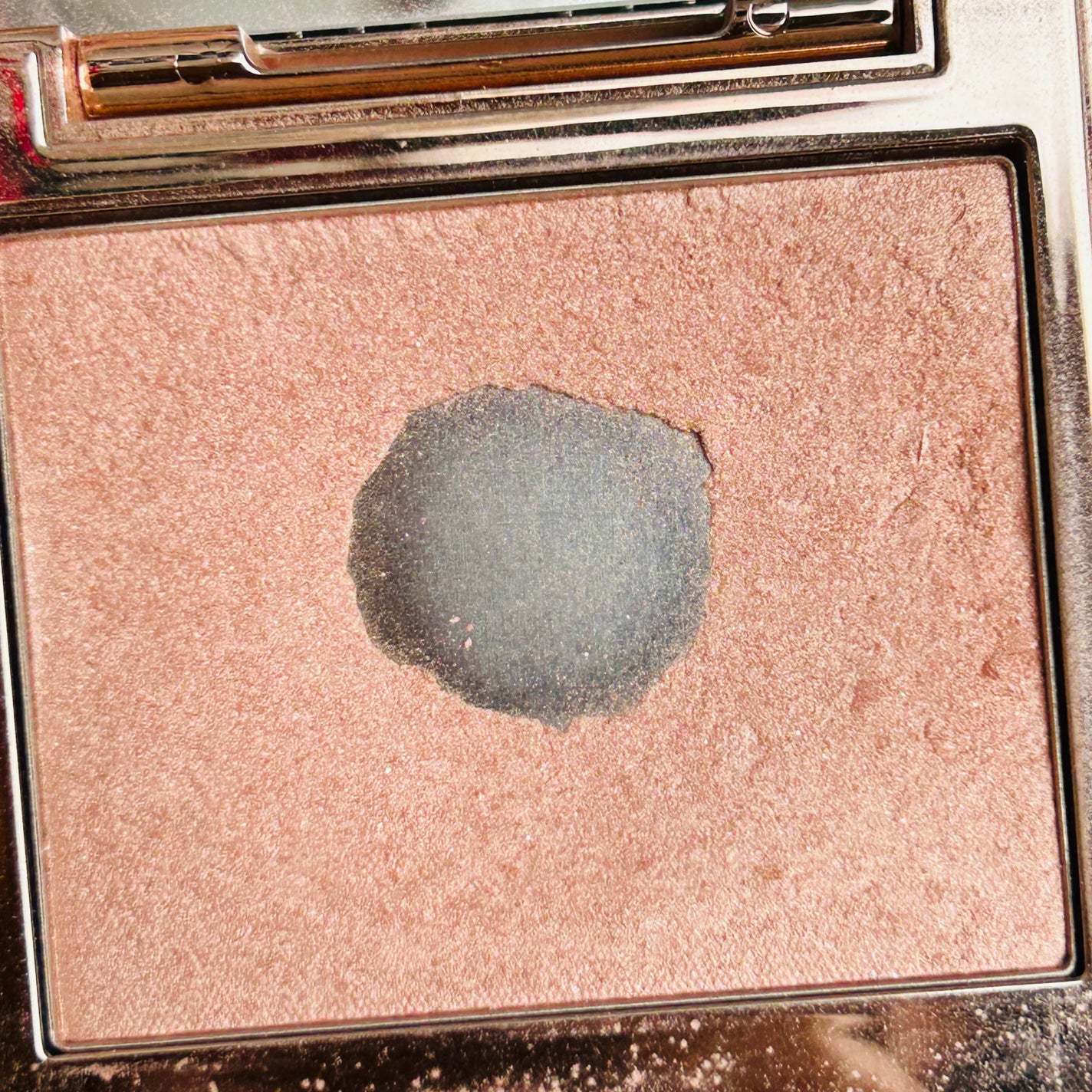 ローズグロウ イルミネーター /ローラ メルシエ/プレストパウダーを使ったクチコミ(3枚目)