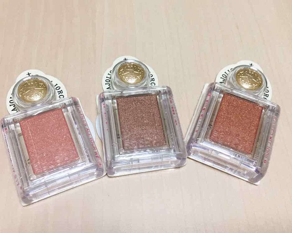 シャドーカスタマイズ/MAJOLICA MAJORCA/単色アイシャドウを使ったクチコミ（1枚目）