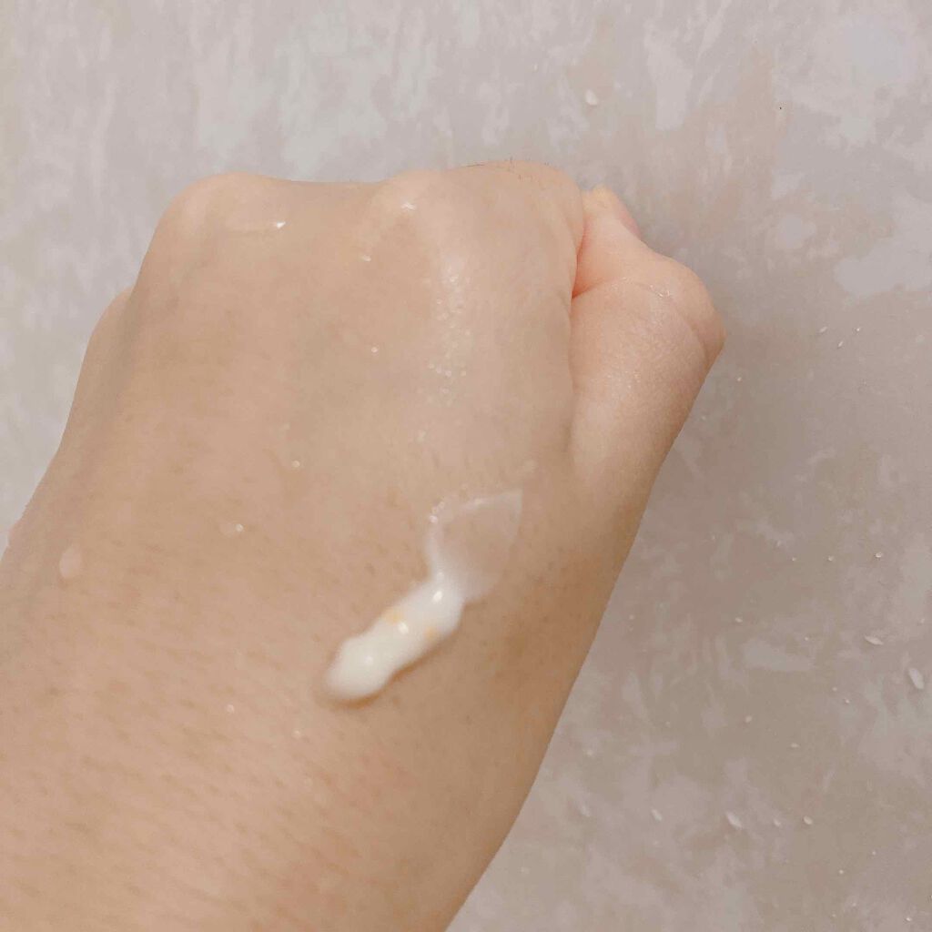 ミラクルズ カラーシャイン カプセルミックスクリーム/パンテーン/洗い流すヘアトリートメントを使ったクチコミ(2枚目)