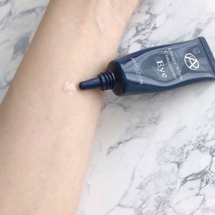 ラグジュアリーホワイト コンセントレート アイ/アンプルール/アイケア・アイクリームを使ったクチコミ(2枚目)