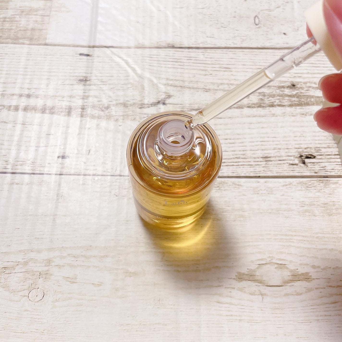 ポリッシュオイル_ホワイトユズ/La'dor/ヘアオイルを使ったクチコミ(4枚目)