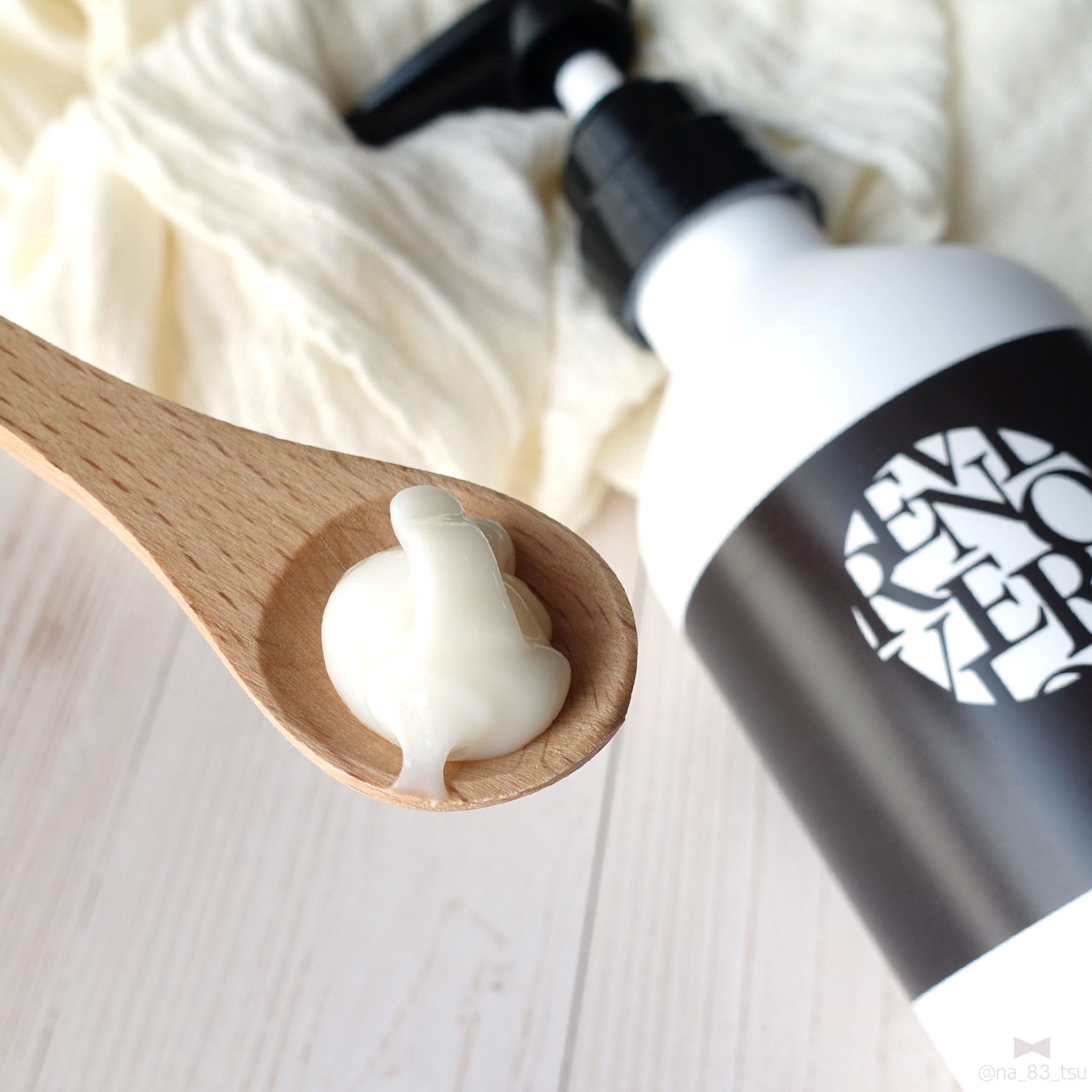 リノヴィール　エッセンスミスト/リノヴィール/アウトバストリートメントを使ったクチコミ（3枚目）