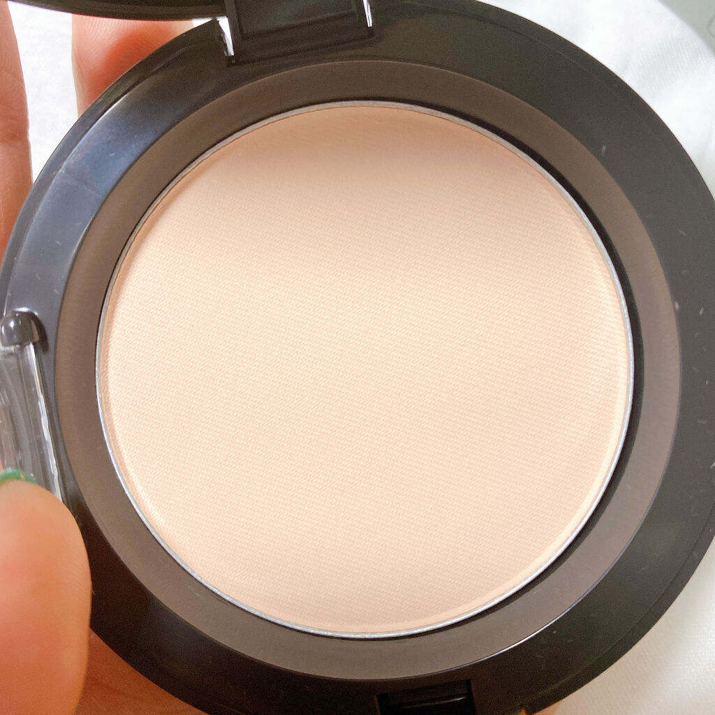 ポアブラー パクト/innisfree/プレストパウダーを使ったクチコミ（2枚目）