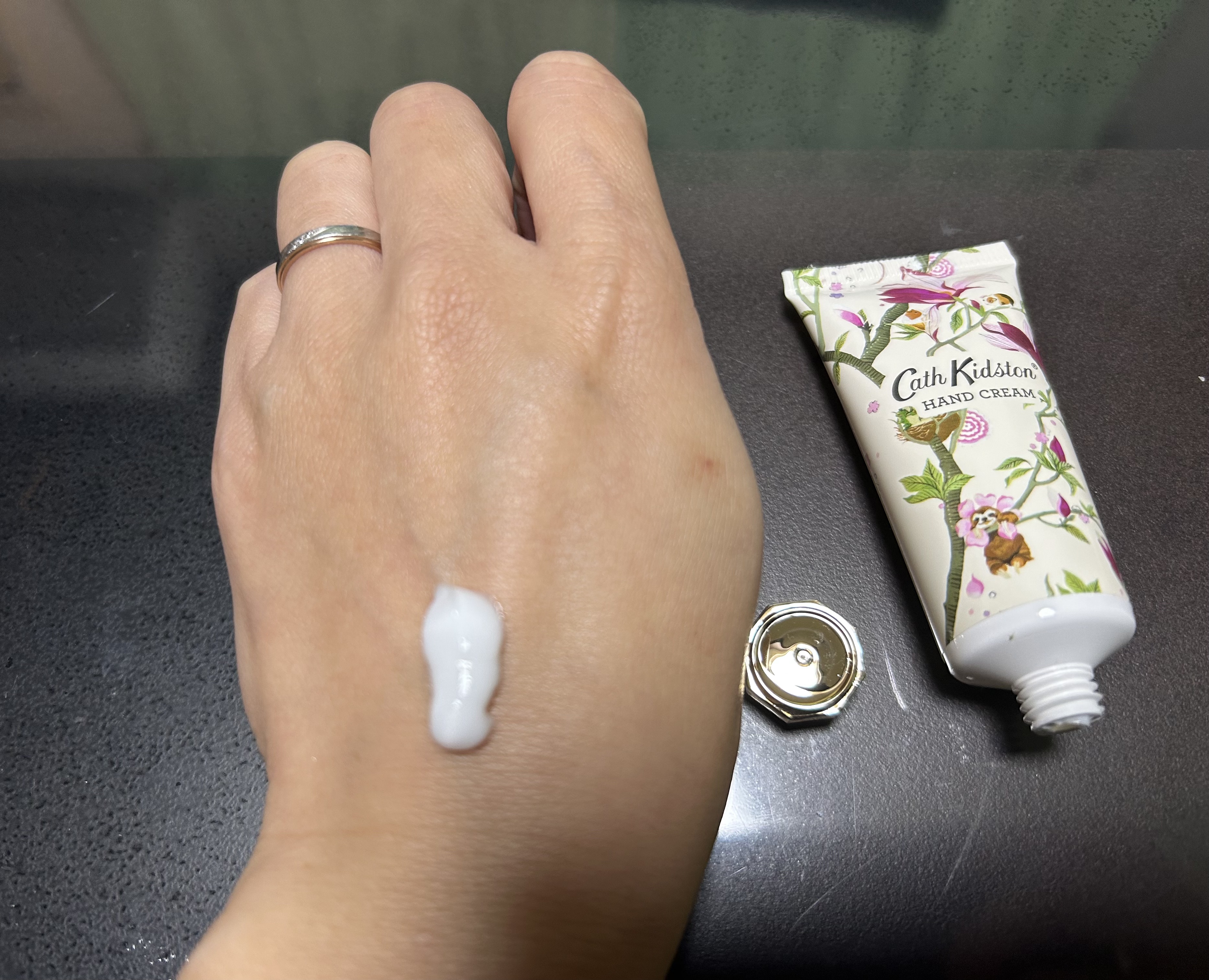 CathKidston ハンドクリーム/キャス・キッドソン/ハンドクリームを使ったクチコミ（3枚目）