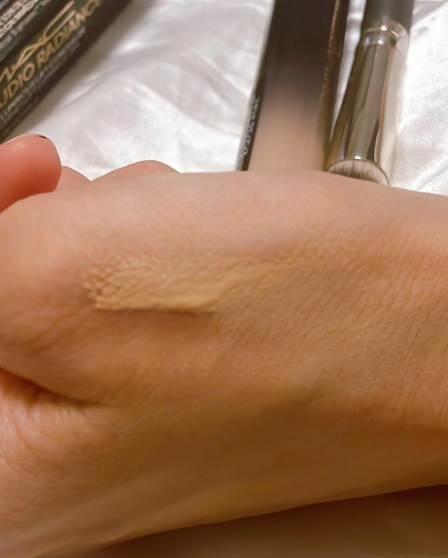 #270S ミニ ラウンド スラント ブラシ/M・A・C/メイクブラシを使ったクチコミ（3枚目）