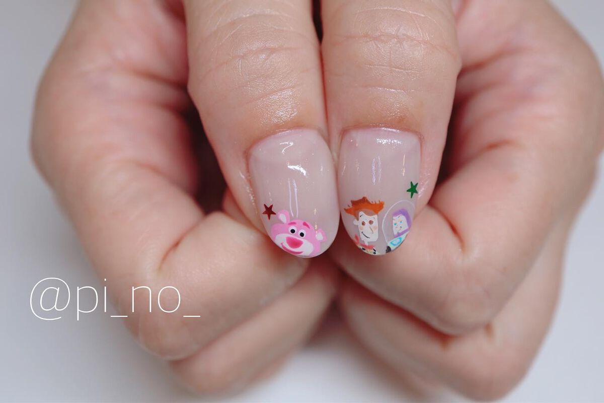 shino on LIPS 「親指♡トイストーリーネイル💅今回も楽しいお話ありがとうございま..」(1枚目)