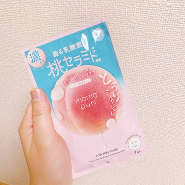 Instagramで好きな美容ライターさんが
おすすめしていて近所のドラッグストアにて購入♡

甘い桃の香りで
疲れている時に使うと癒されます🍑🍑
とろっとした乳液状の液体のシートマスクです！
しっかり