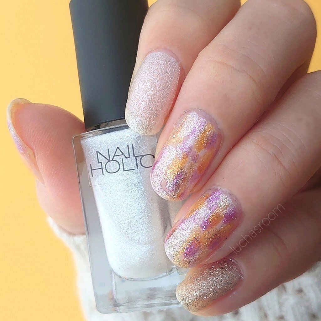 ネイルホリック フローズンシュガー/ネイルホリック/マニキュアを使ったクチコミ(4枚目)