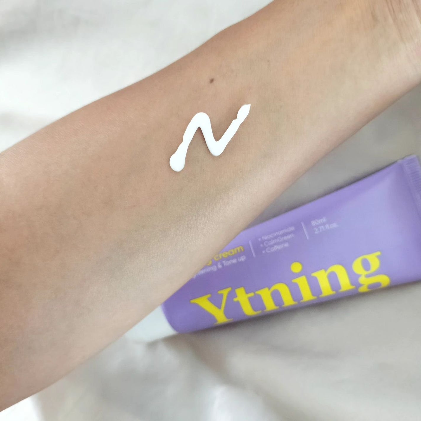 ワイトニング 美白ボディークリーム/Ytning/ボディクリームを使ったクチコミ(2枚目)