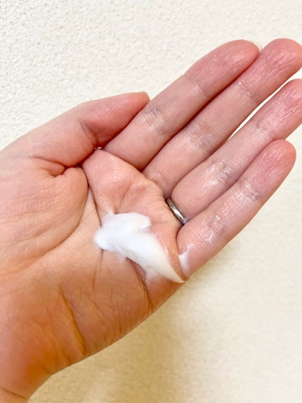 ヴァセリン アドバンスドリペア ボディローション 無香料/ヴァセリン/ボディローションを使ったクチコミ(2枚目)