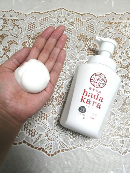 hadakara ボディソープ 泡で出てくるタイプ フローラルブーケの香り/hadakara/ボディソープを使ったクチコミ(2枚目)
