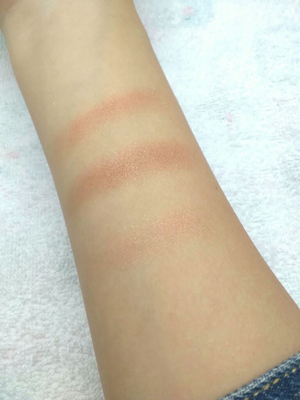 シャドーカスタマイズ/MAJOLICA MAJORCA/単色アイシャドウを使ったクチコミ(3枚目)