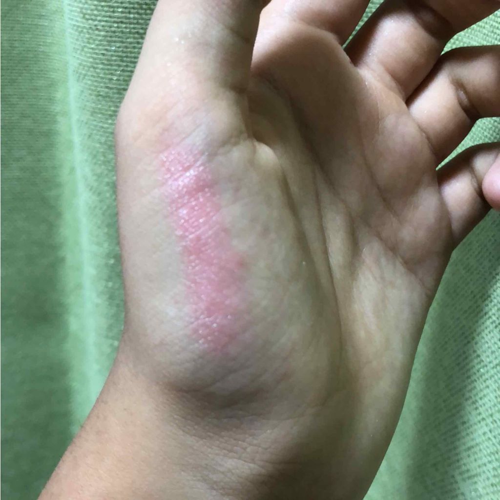 【旧】ディオール アディクト リップ グロウ/Dior/リップケアを使ったクチコミ（2枚目）