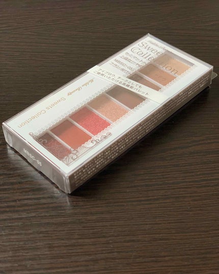 スイーツコレクション/マリブビューティー/アイシャドウパレットを使ったクチコミ(2枚目)