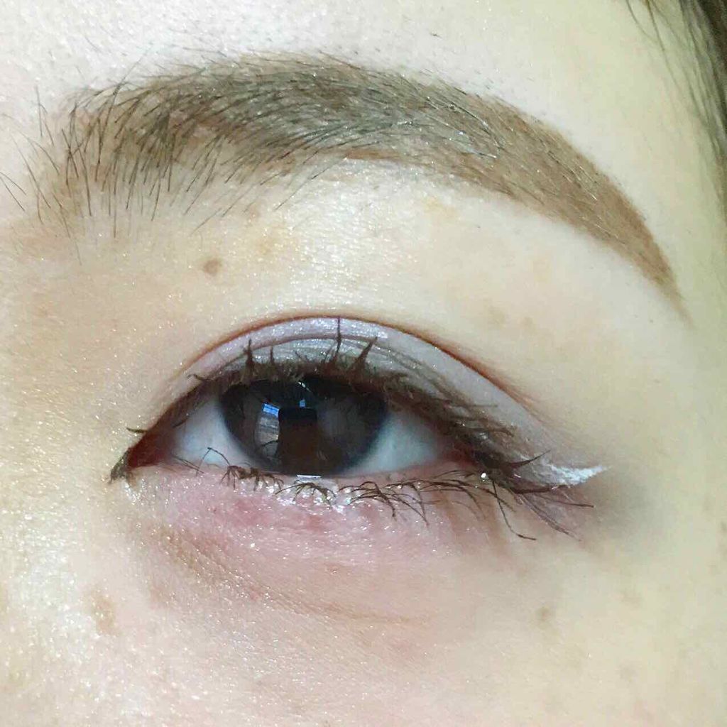 エレガンス ヌーヴェル アイズ/Elégance/アイシャドウパレットを使ったクチコミ（2枚目）