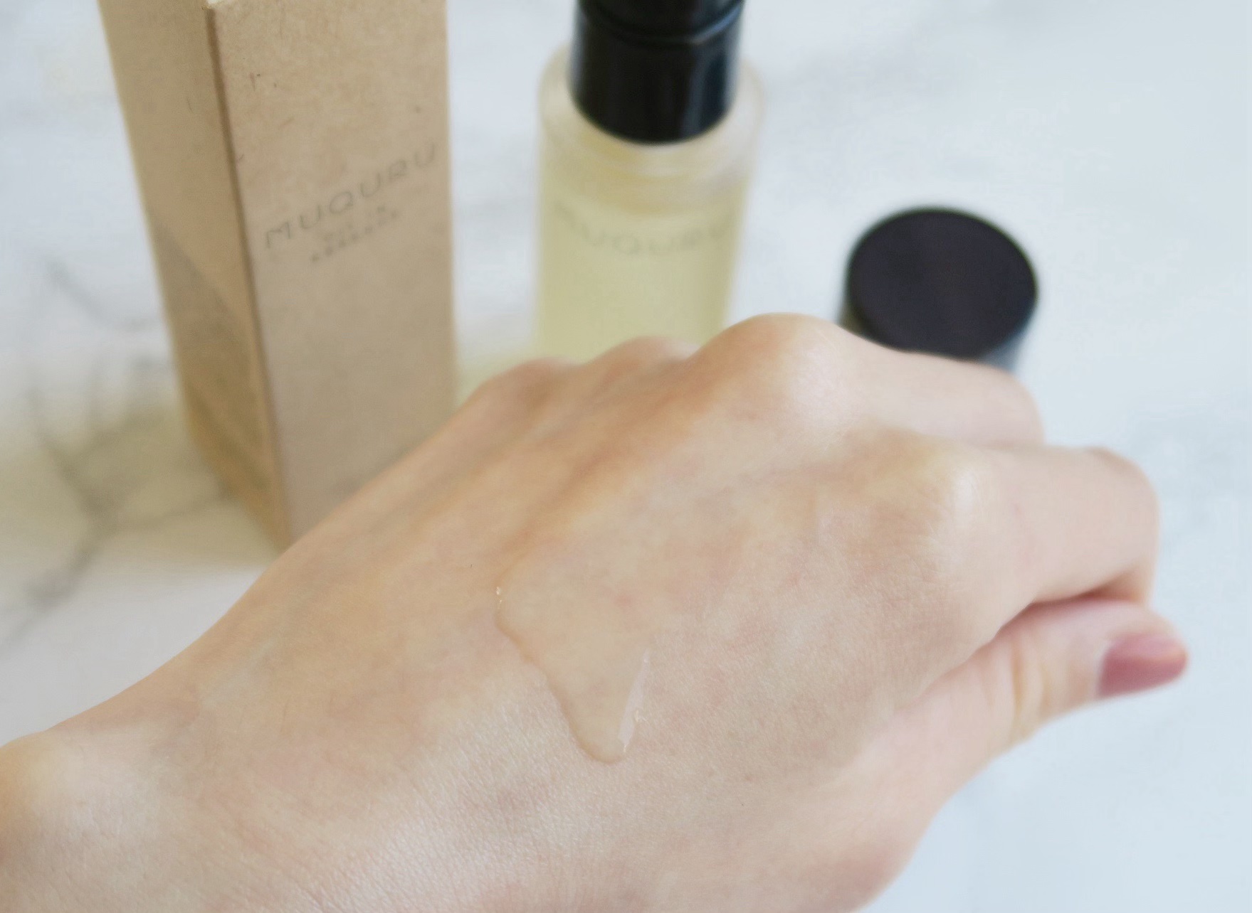 オイルインエッセンス/MUQURU/ブースター・導入液を使ったクチコミ（3枚目）