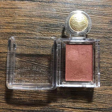 シャドーカスタマイズ/MAJOLICA MAJORCA/単色アイシャドウを使ったクチコミ(2枚目)