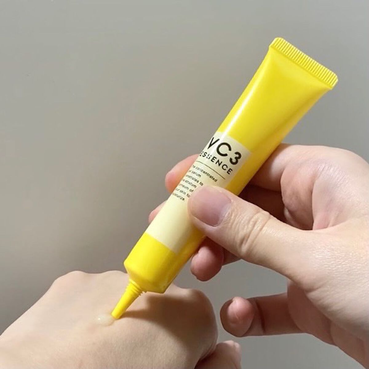 毛穴フォーカスVC VC3エッセンス/pdc/美容液を使ったクチコミ(2枚目)