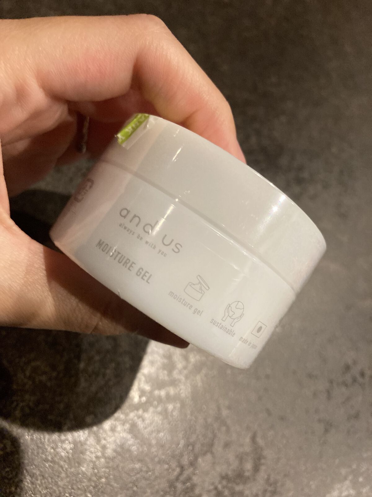 AUSモイスチャージェル / 3COINS