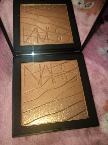 パラダイスファウンド ブロンズパウダー/NARS/パウダーチークを使ったクチコミ（1枚目）