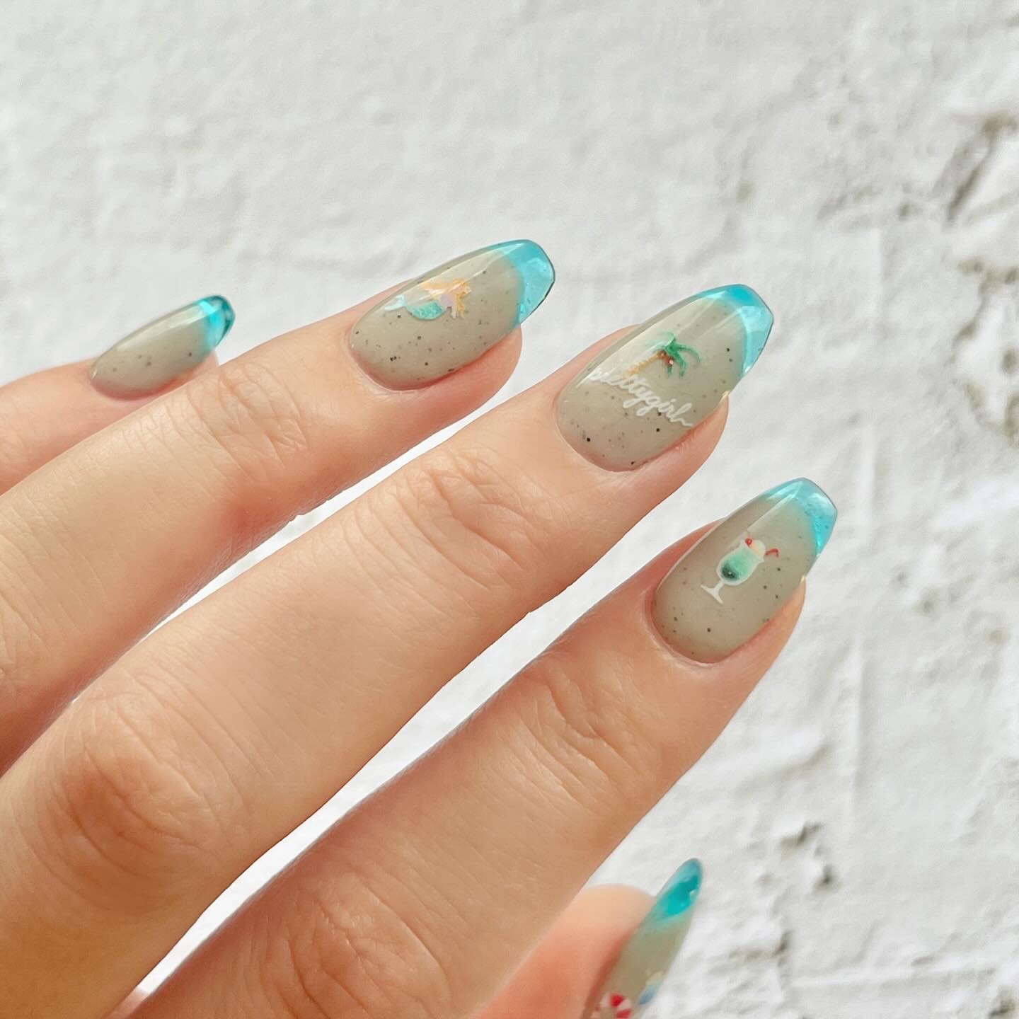 #セルフネイル,#セルフジェルネイル,#夏ネイル,#フレンチネイル,#クリアネイル,#透け感ネイル,#海ネイル,#マリンネイル,#ブルーネイル,#リゾートネイルのネイルデザイン