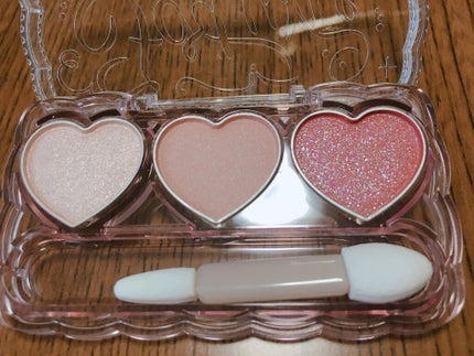 ドーリーフィール アイカラー/フォーチュン/アイシャドウパレットを使ったクチコミ(2枚目)