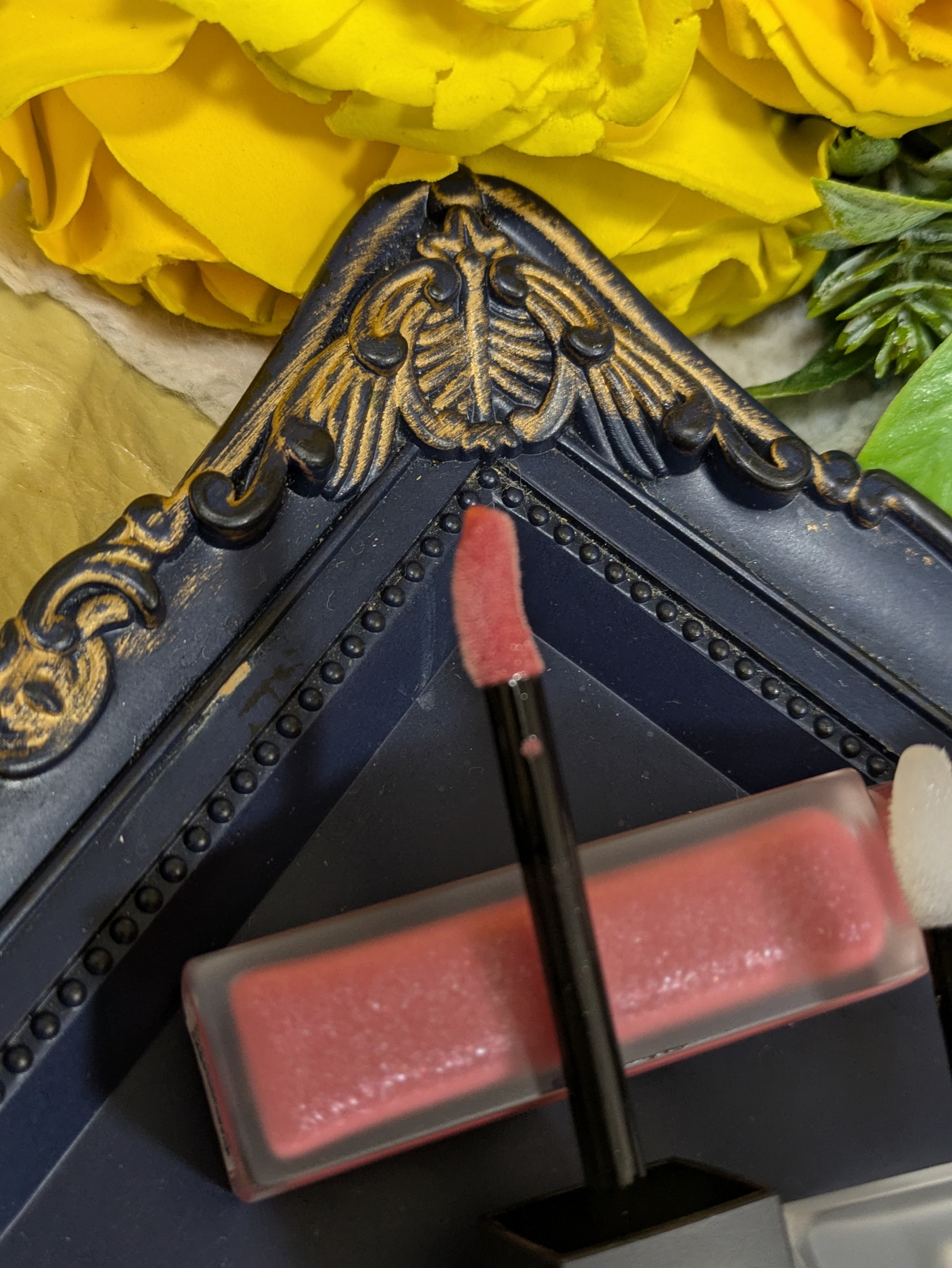 Vヴィヴィットロゼ リップグロス/Visvilaa/リップグロスを使ったクチコミ（3枚目）