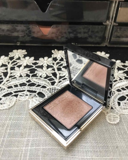 トーン タッチ アイズ/SUQQU/単色アイシャドウを使ったクチコミ(1枚目)