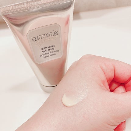 ハンドクリーム アンバーバニラ/ローラ メルシエ/ハンドクリームを使ったクチコミ(2枚目)