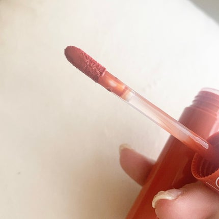 ジューシーラスティングティント/rom&nd/リップティントを使ったクチコミ(2枚目)