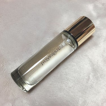 💗YVES SAINT LAURENT BEAUTE💗
ラディアント タッチ ブラープライマー

以前、母から頂きました🙇‍♀️
YVES SAINT LAURENT BEAUTEの商品でも有名で、前々