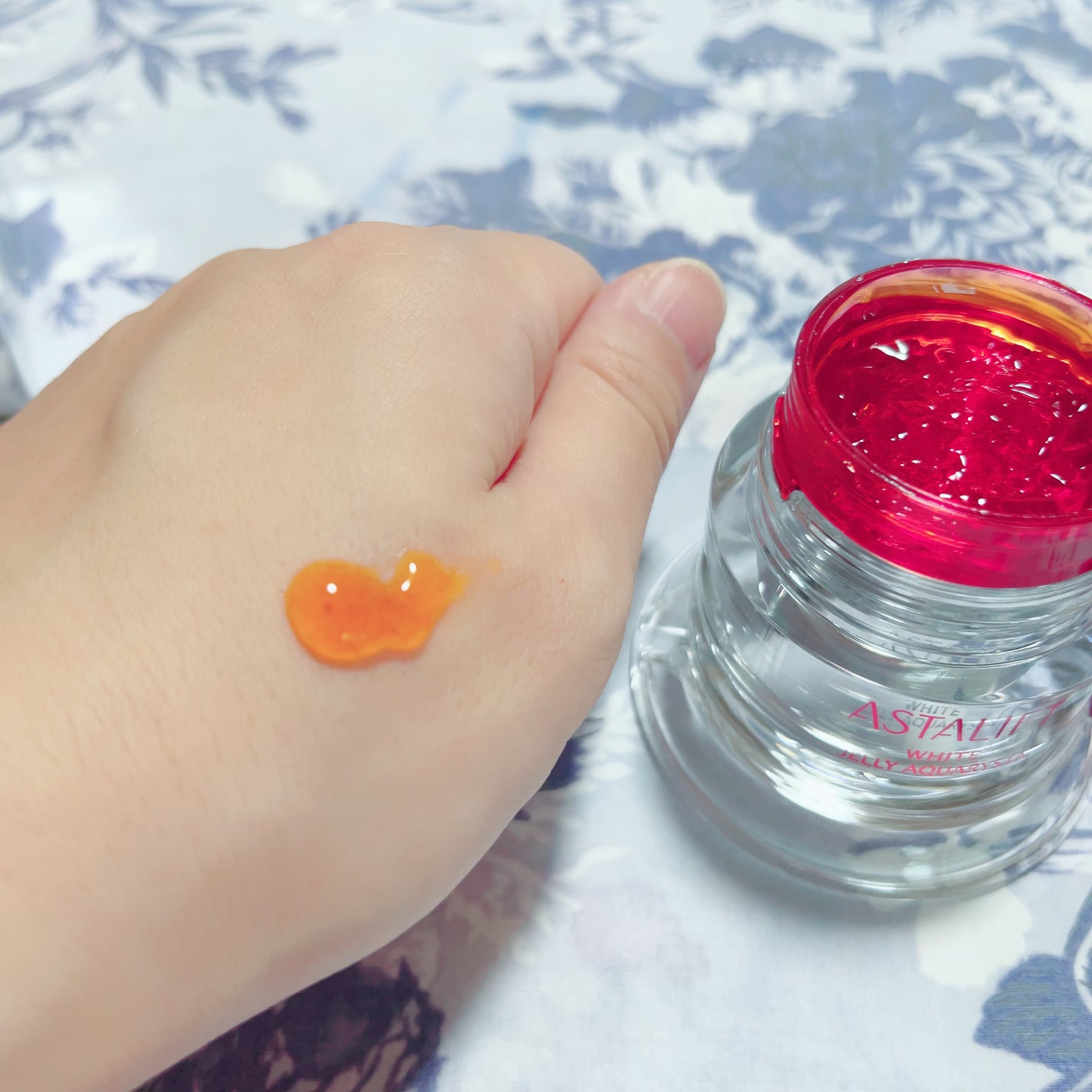 アスタリフト ホワイト ジェリー アクアリスタ/アスタリフト/美容液を使ったクチコミ(2枚目)