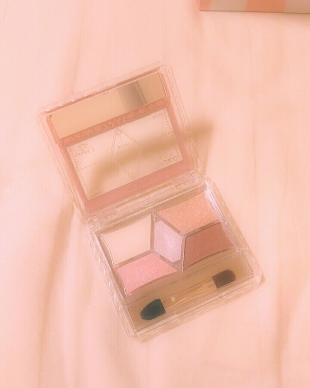 シルクスカーフ ホログラム ヘアミスト/ETUDE/ヘアミストを使ったクチコミ（2枚目）