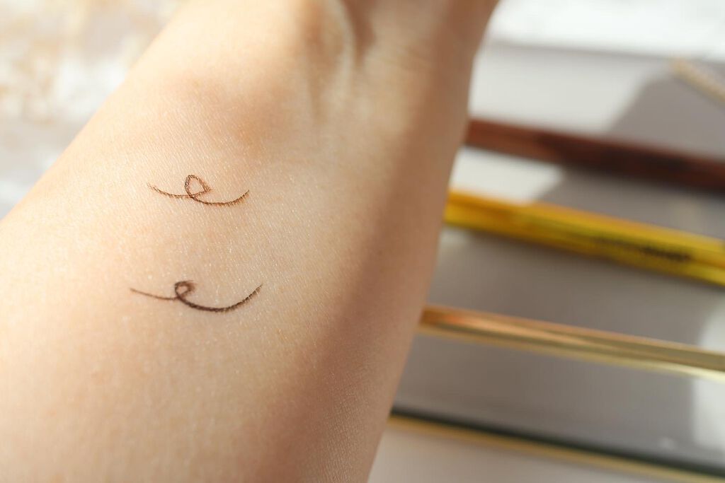 ハイパーシャープ ライナー R/MAYBELLINE NEW YORK/リキッドアイライナーを使ったクチコミ（3枚目）